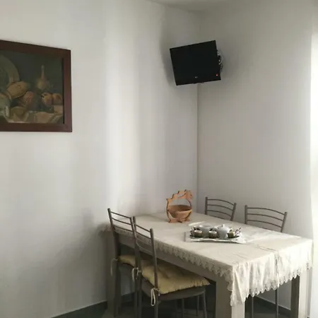 Dimora Boemondo Bed & Breakfast *